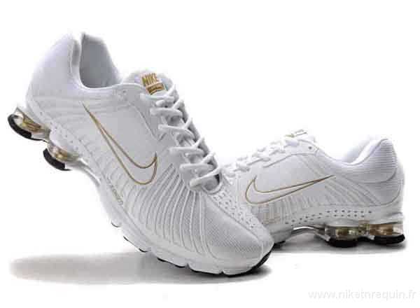 Hommes Nike Shox R4 625 or blanc (1)